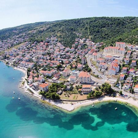 Apartments By The Sea Mastrinka, Ciovo - 4836 Trogir Exterior photo